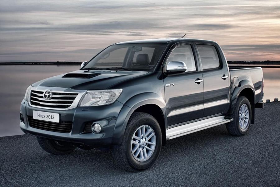  Toyota Hilux 2012 года  (фото 8 из 38)
